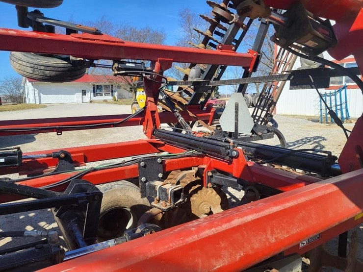 case-ih-true-tandem-330-turbo-image-27