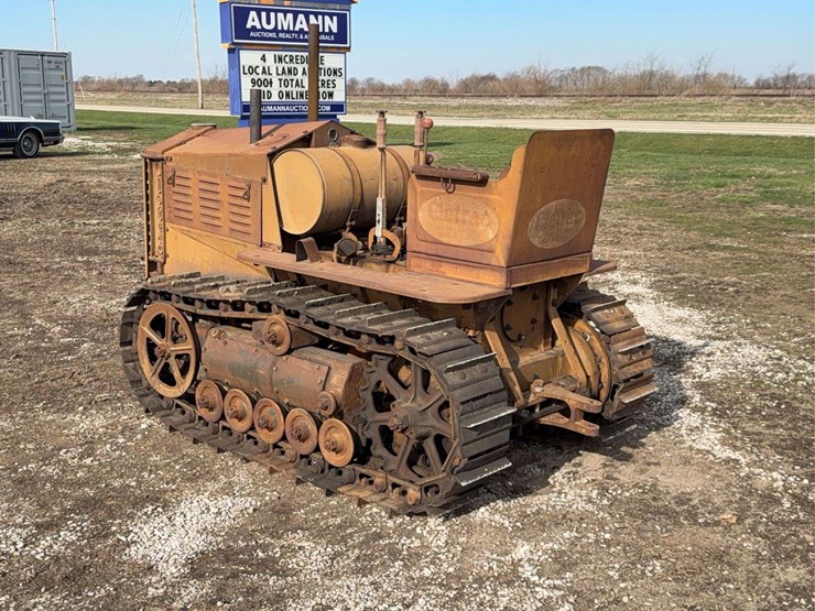 1932-cletrac-20-crawler-image-3