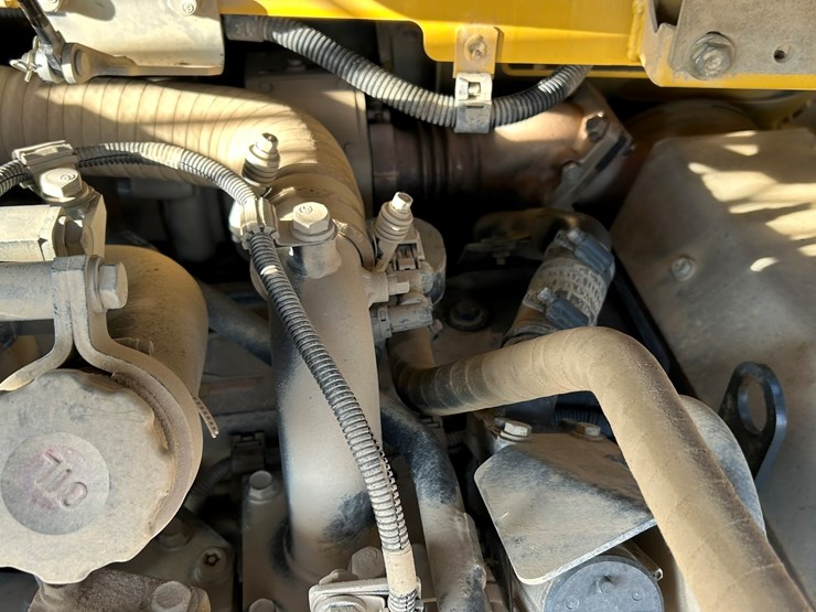 2017-komatsu-pc88mr-10-image-40