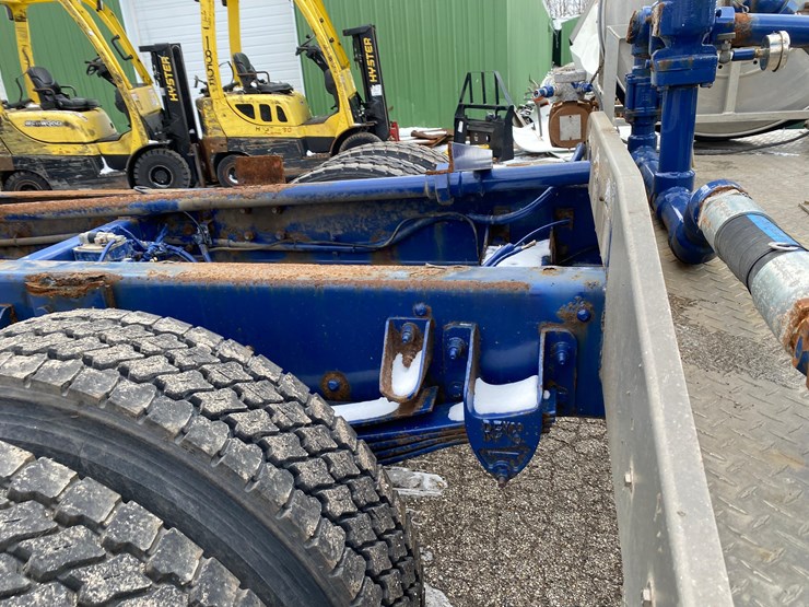 2012-kenworth-t370-image-30