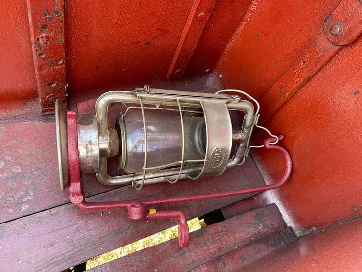 1917-american-la-france-firetruck-image-36