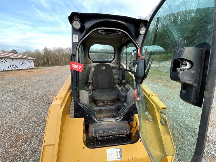 2017-caterpillar-259d-image-38