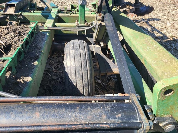 great-plains-2200tt-image-68