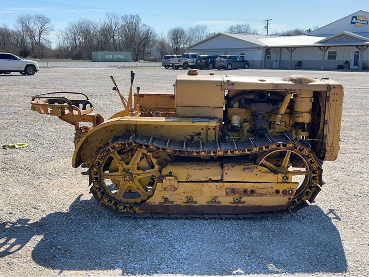 caterpillar-r2-image-6