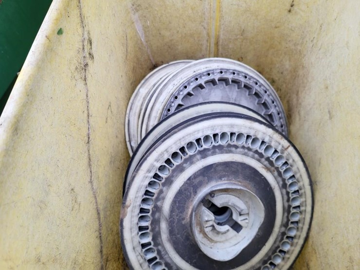 john-deere-7240-image-30