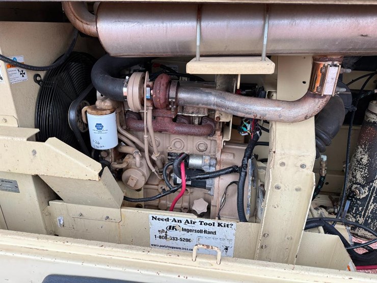 2005-ingersoll-rand-p185wjd-image-17