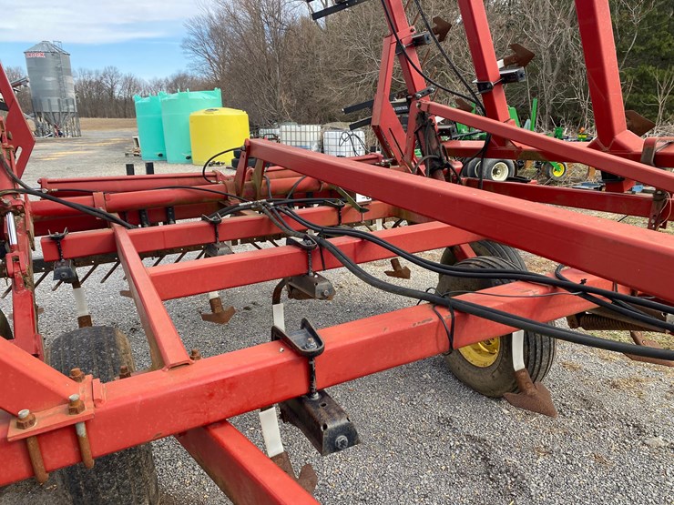 case-ih-4300-image-21