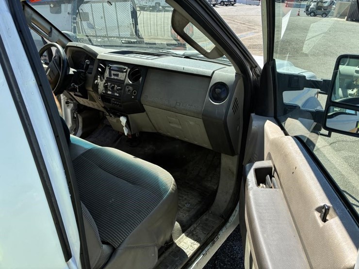 2008-ford-f450-image-9