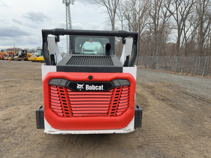 2022-bobcat-t66-image-4