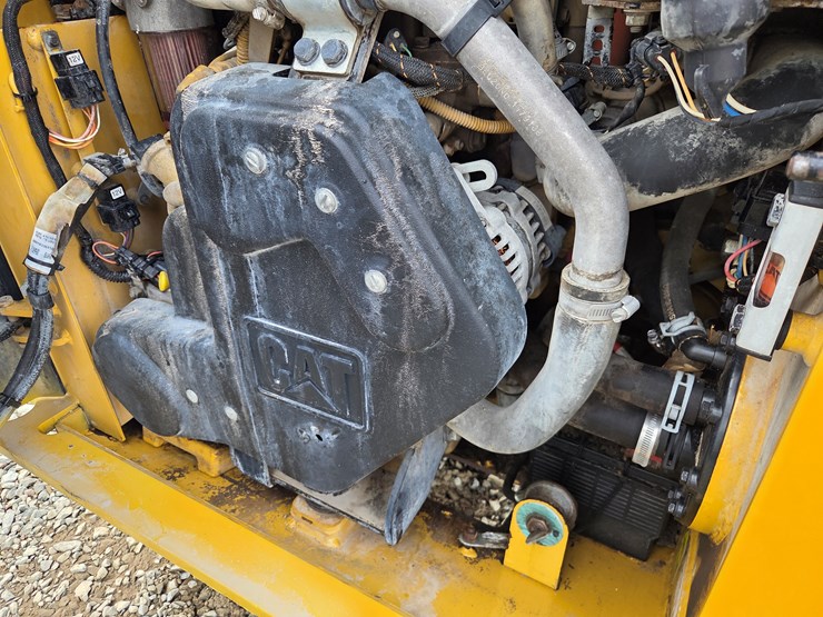 massey-ferguson-8-image-31