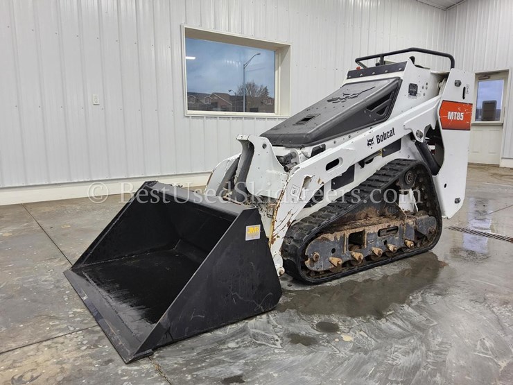 2017-bobcat-mt85-image-1