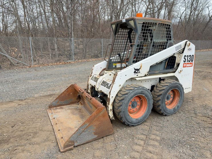 2006-bobcat-s130-image-1