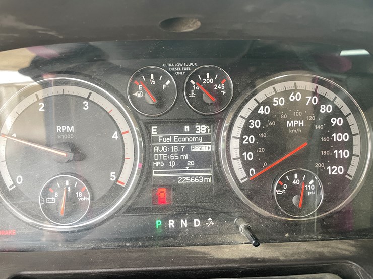 2011-dodge-ram-2500-image-46