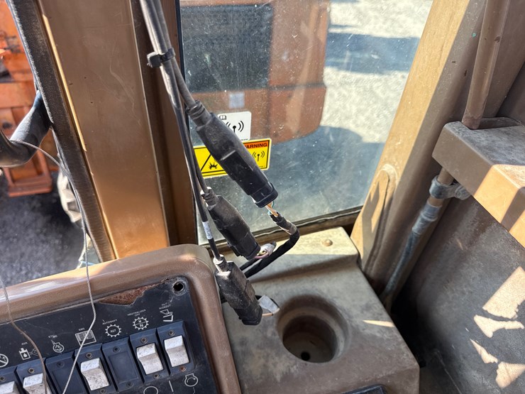 caterpillar-it28f-image-58