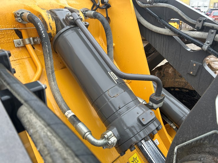 2019-volvo-l90h-image-20