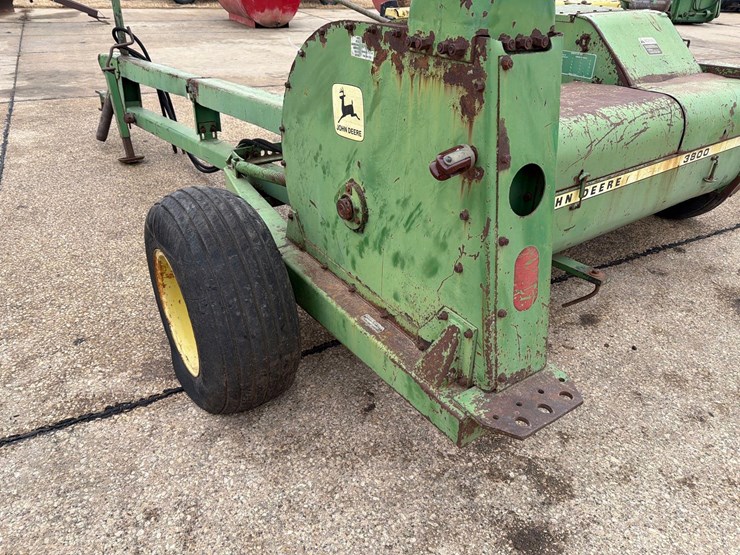 john-deere-3800-image-6