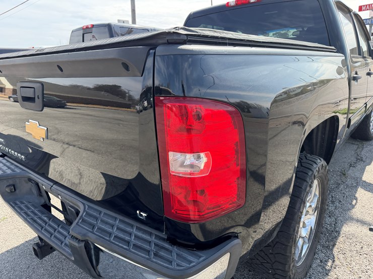 2012-chevrolet-silverado-1500-image-39