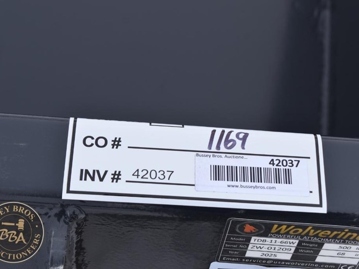 wolverine-bucket-attachment-42037-image-8