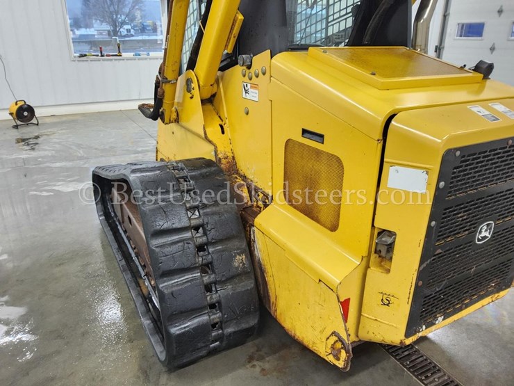 deere-ct332-image-33