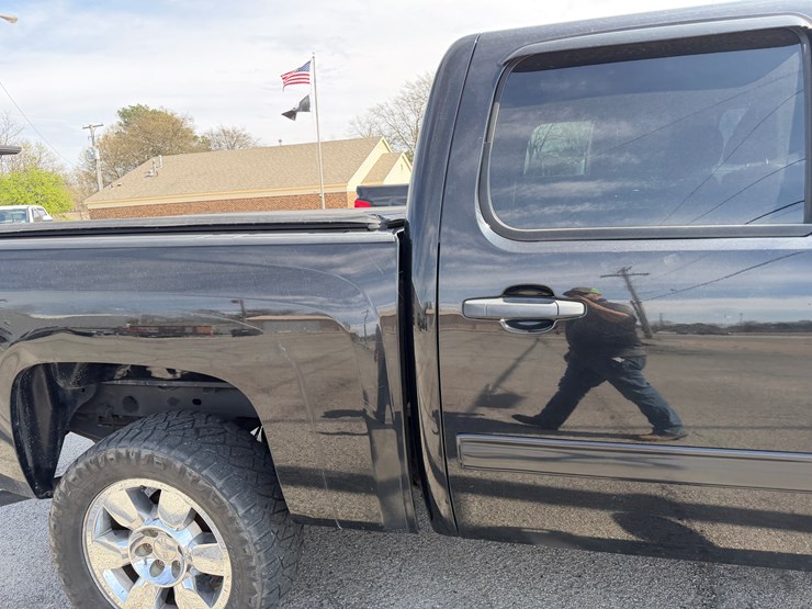 2012-chevrolet-silverado-1500-image-35