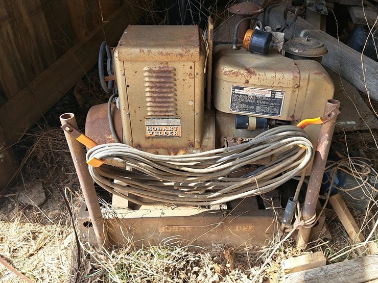 #136-•-hobart-welder-image-1