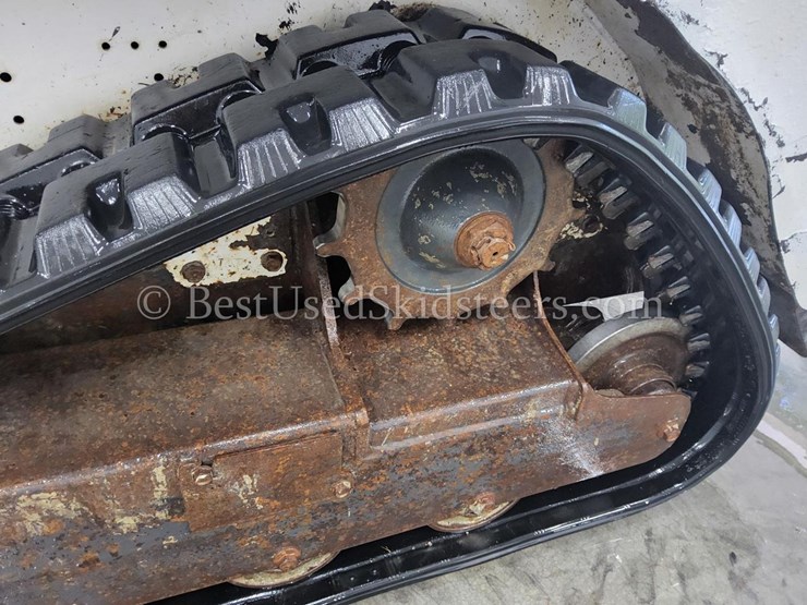 2013-bobcat-t110-image-11