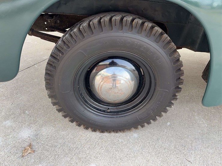 1951-international-l-112-image-11