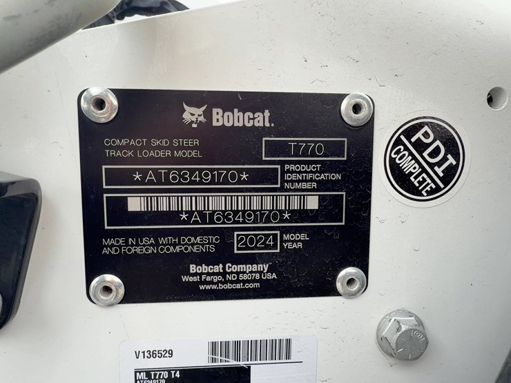 2024-bobcat-t770-image-27