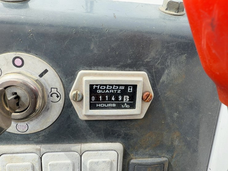 2013-bobcat-mt55-image-18