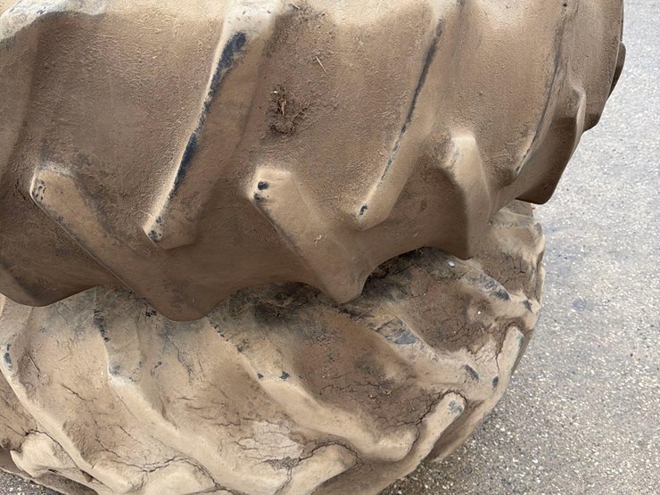 2–18.4-34-tractor-clamp-on-duals-image-4