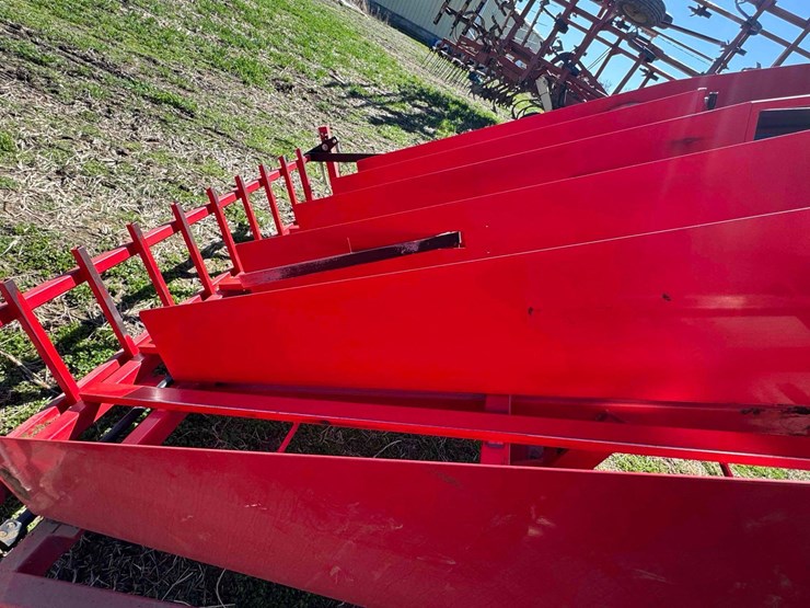 kuhns-1034-hay-accumulator---field-ready-image-19