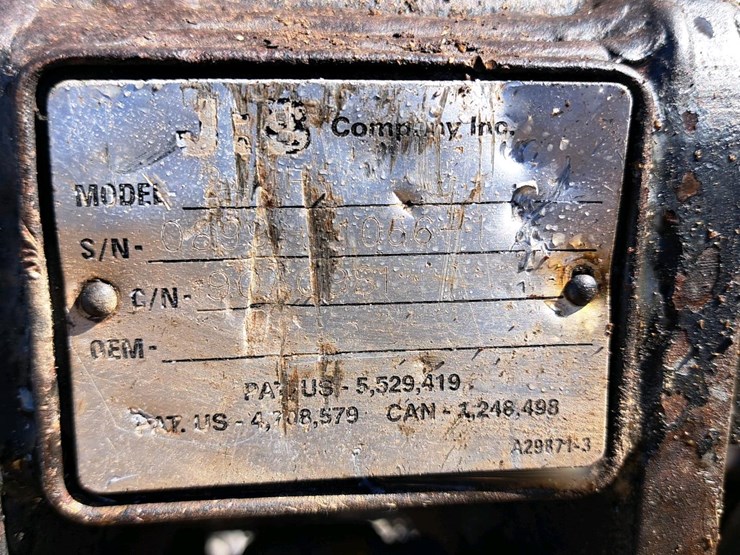 2001-deere-244h-image-24