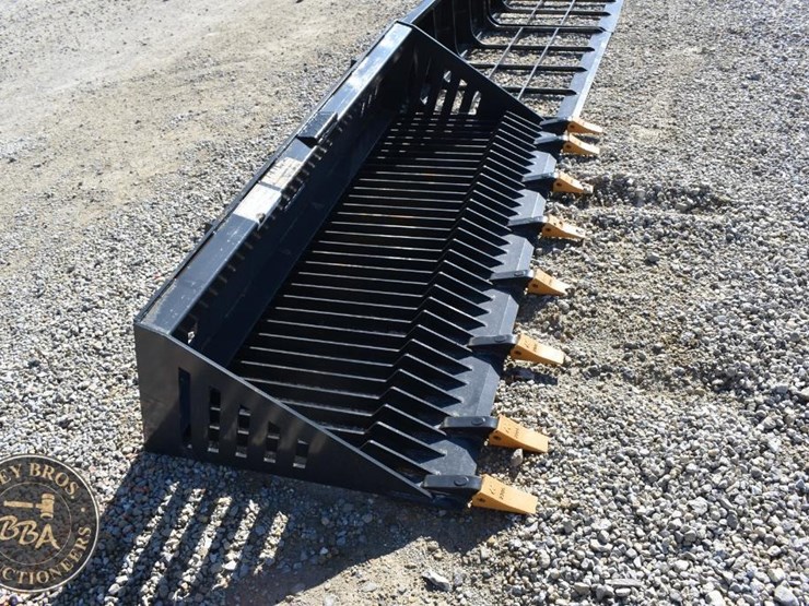 landhonor-rock-bucket-(78in)-40331-image-11