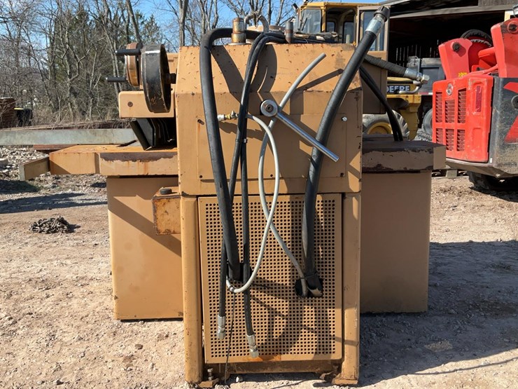 #201-•-scmi-straight-line-rip-saw-image-14