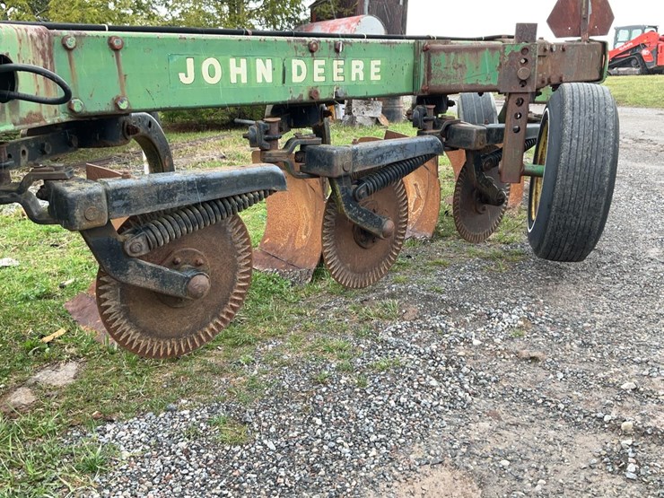 john-deere-6-image-12
