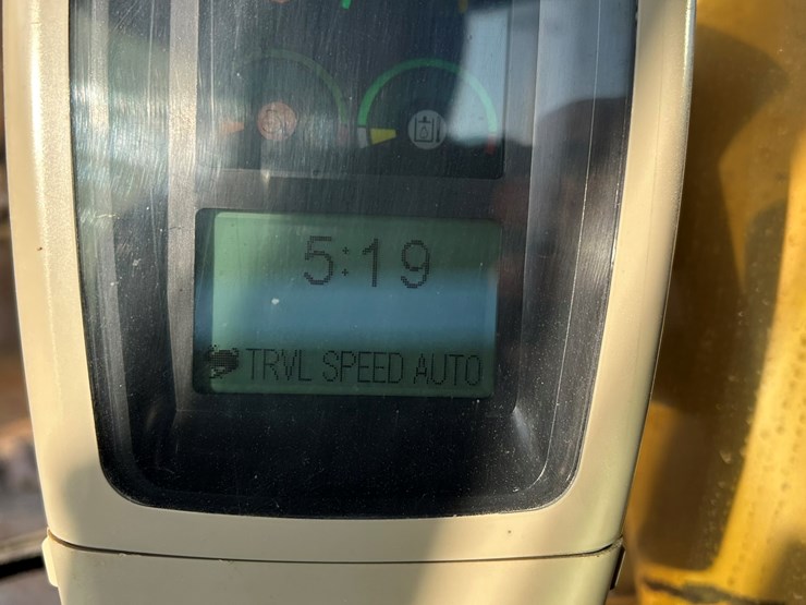 2004-caterpillar-321c-image-60