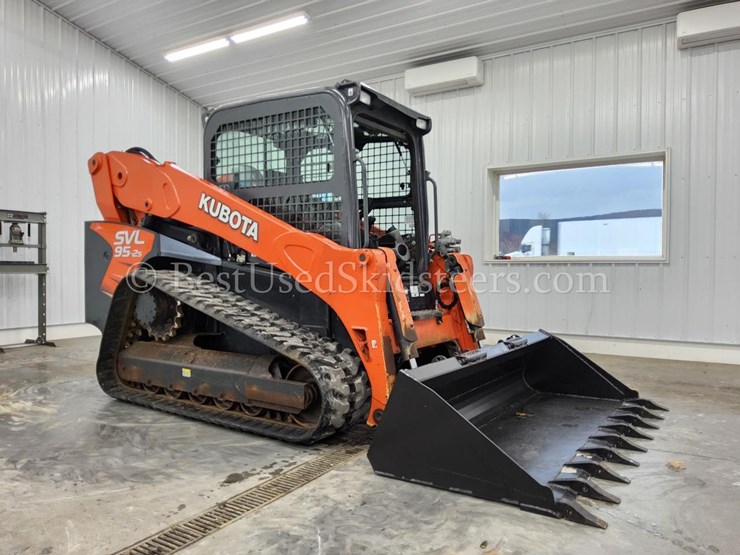 2019-kubota-svl95-2-skid-steer-loader-image-6