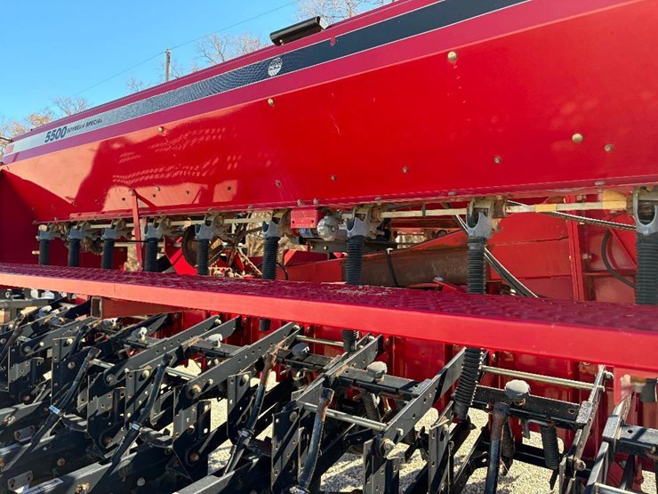 case-ih-5500-image-9