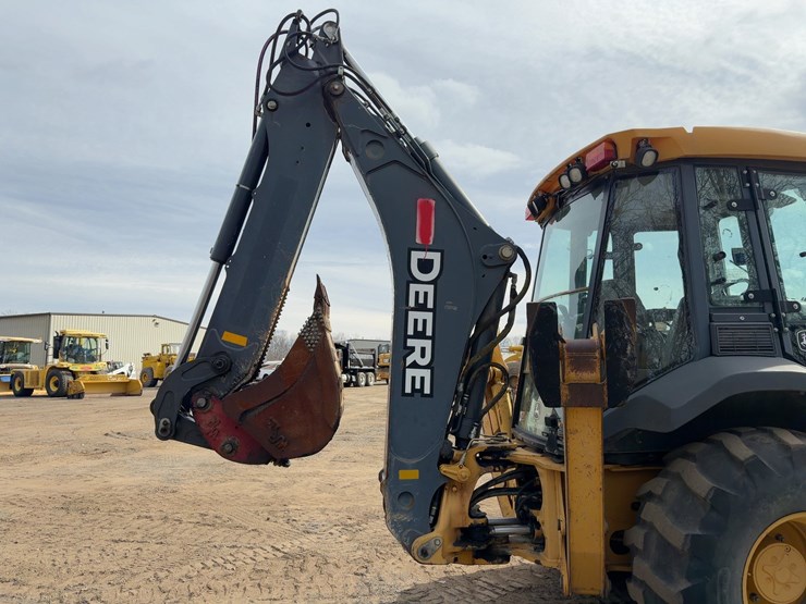 2012-deere-410k-image-19