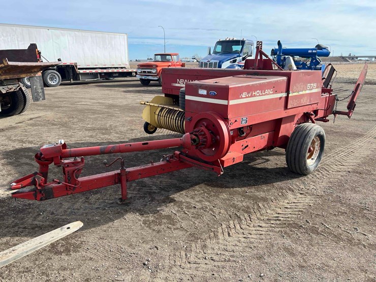 new-holland-575-image-1