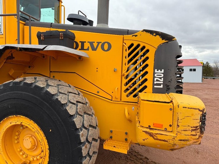 volvo-l120e-image-24