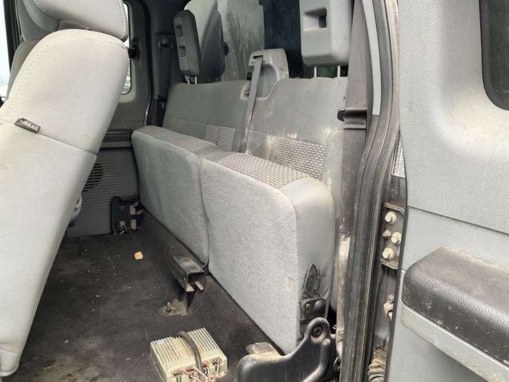 ford-f550-xlt-image-7