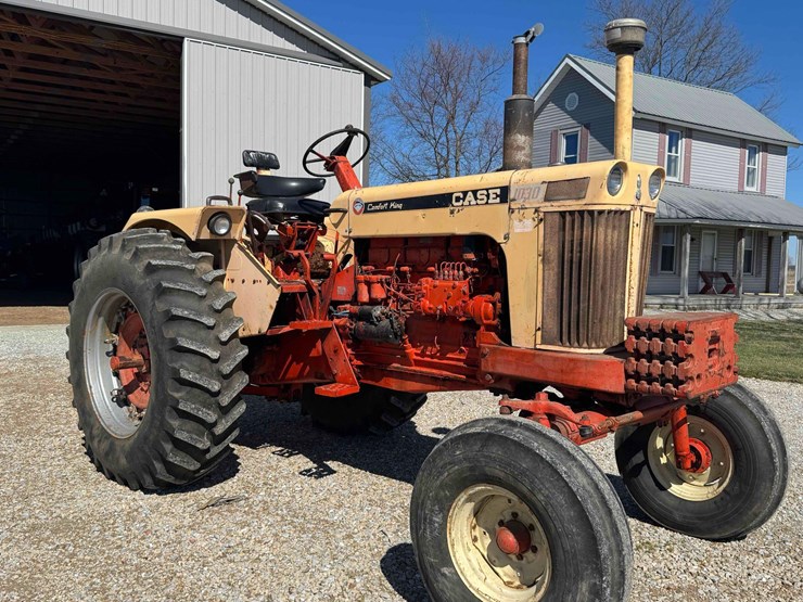 case-1030-comfort-king-tractor,-diesel,-wide-front,-18.4-34-tires,-5-front-weights,-2-remotes,-3pt.,-image-27