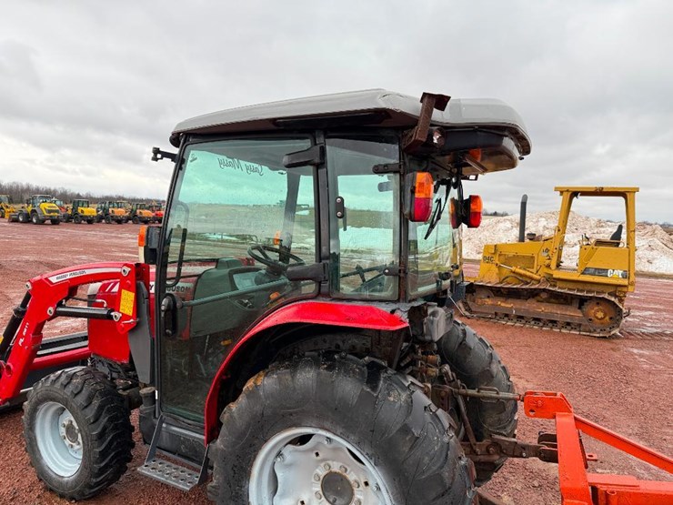 massey-ferguson-1736-image-18