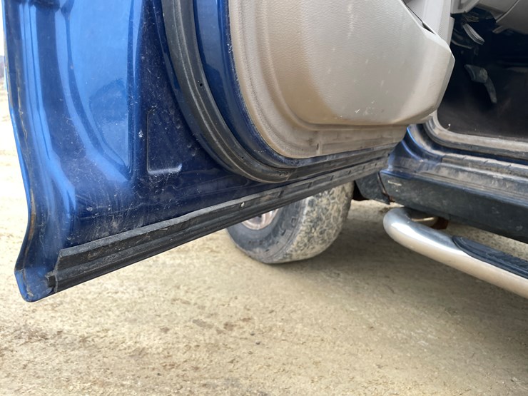 2011-dodge-ram-2500-image-36