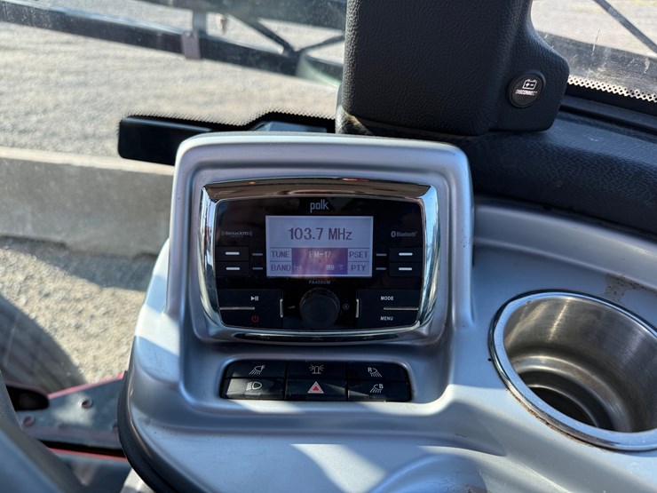 2015-apache-as720-image-106