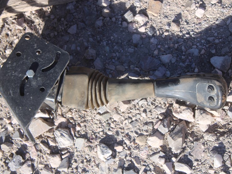 #2055-•-2019-mds-westerndorf-ta-26-plus-quick-attach-loader-image-17