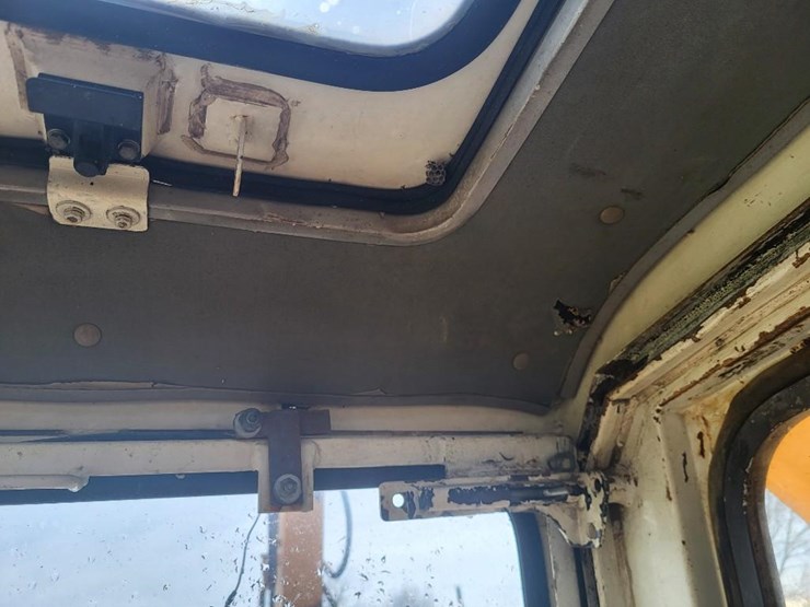 hyundai-robex-130-lc-image-59