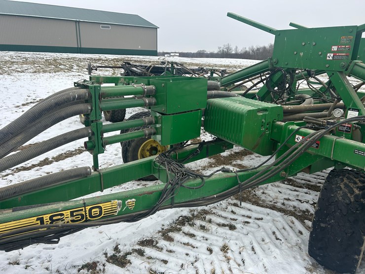 john-deere-1900-image-18