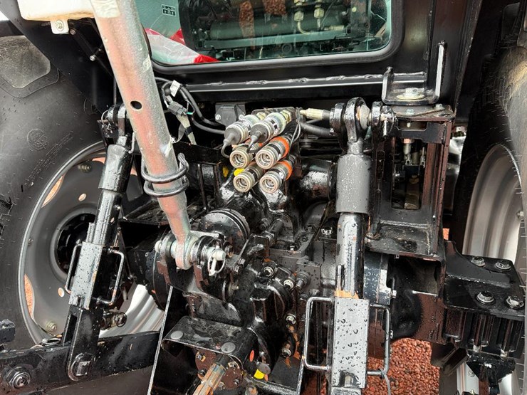 mahindra-7095-image-28